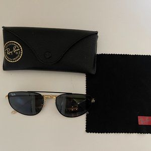 Ray-Ban RB3668 Lenses: Grey Classic  +  Frame: Black On Gold